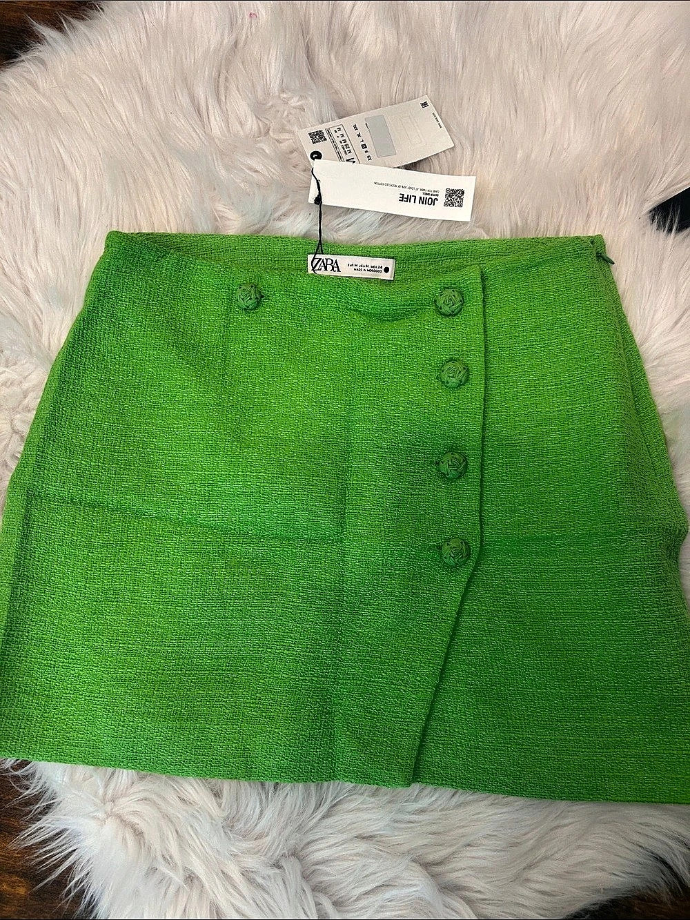 Zara Textured Frayed Mini Skirt Green Mini Skirt Size Medium